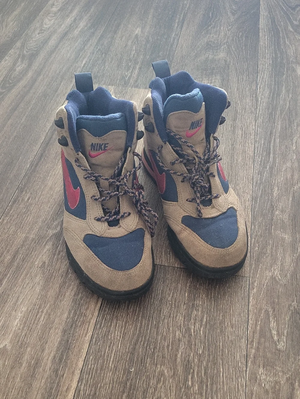 Vintage Nike Women's ACG Hiking Boots